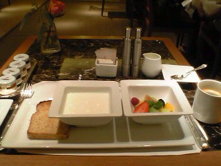 ペニンシュラのカフェ＆ブティック