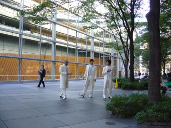 朝EXPO in Marunouchi